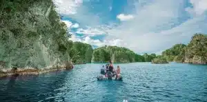 Lagoon Hopping Raja Ampat